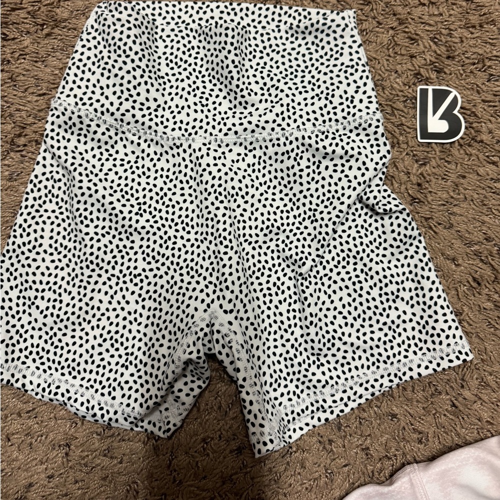 Bossy print BIKER SHORTS 🖤🖤🖤